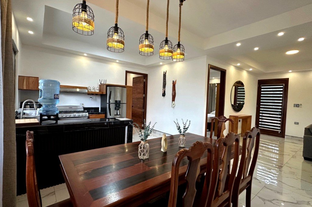 Premium Suite - Kitchen Dining Area